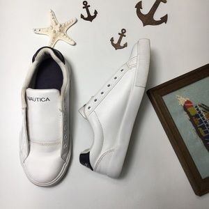 Nautica Steam Pop White Sneakers, sz 6